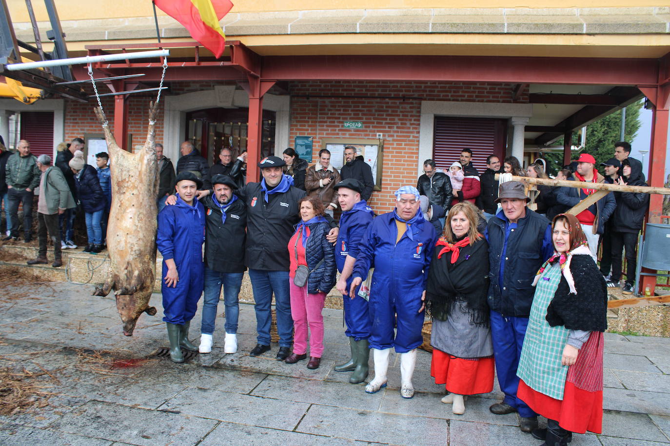 Sorihuela disfruta de su matanza sin temor a la lluvia