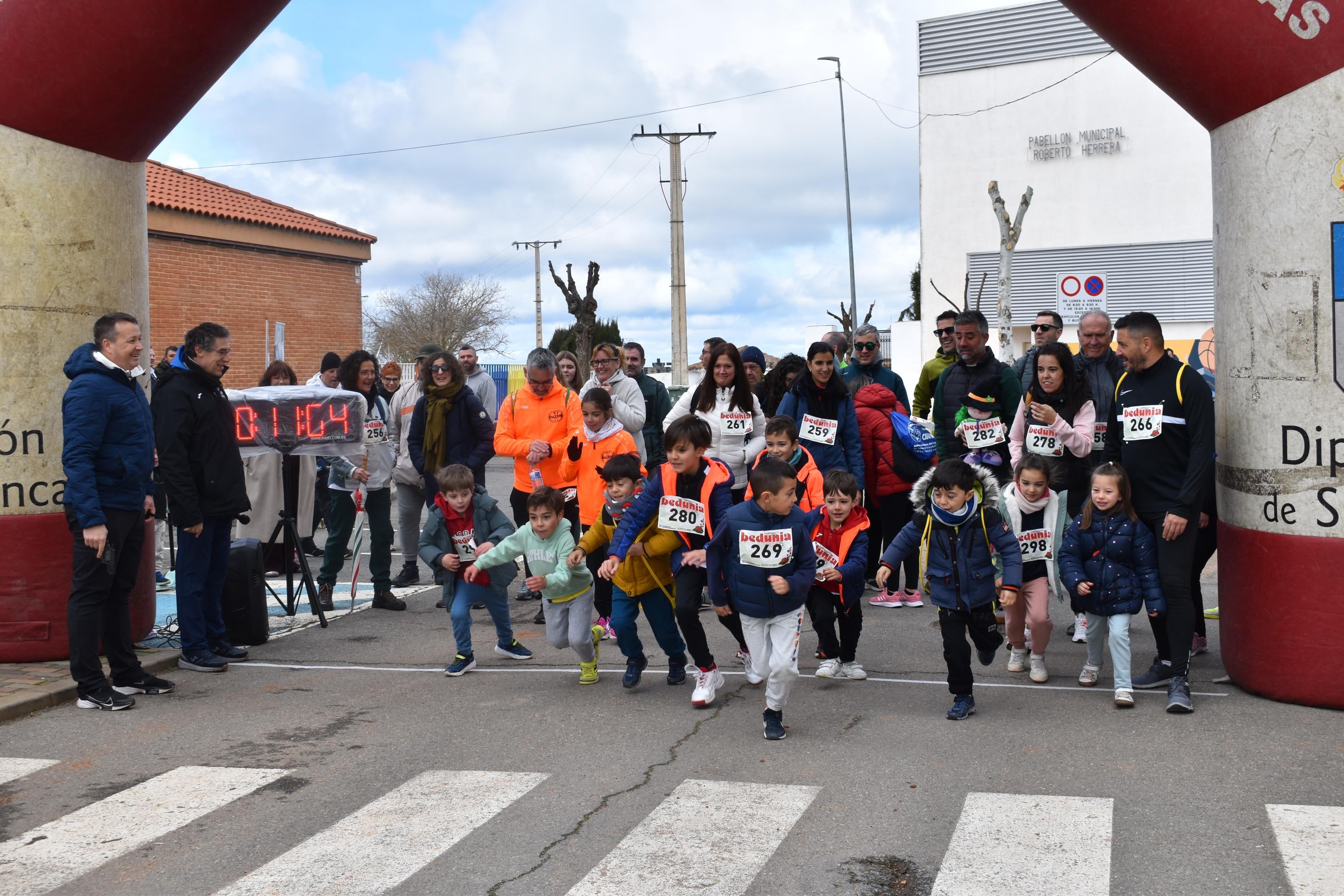 Pablo López y María José Carpio ganan en Doñinos de Salamanca