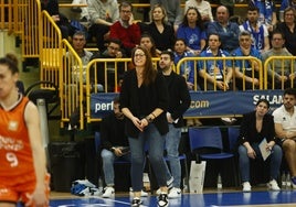 Anna Montañana, durante el partido de este domingo contra el Valencia Basket.