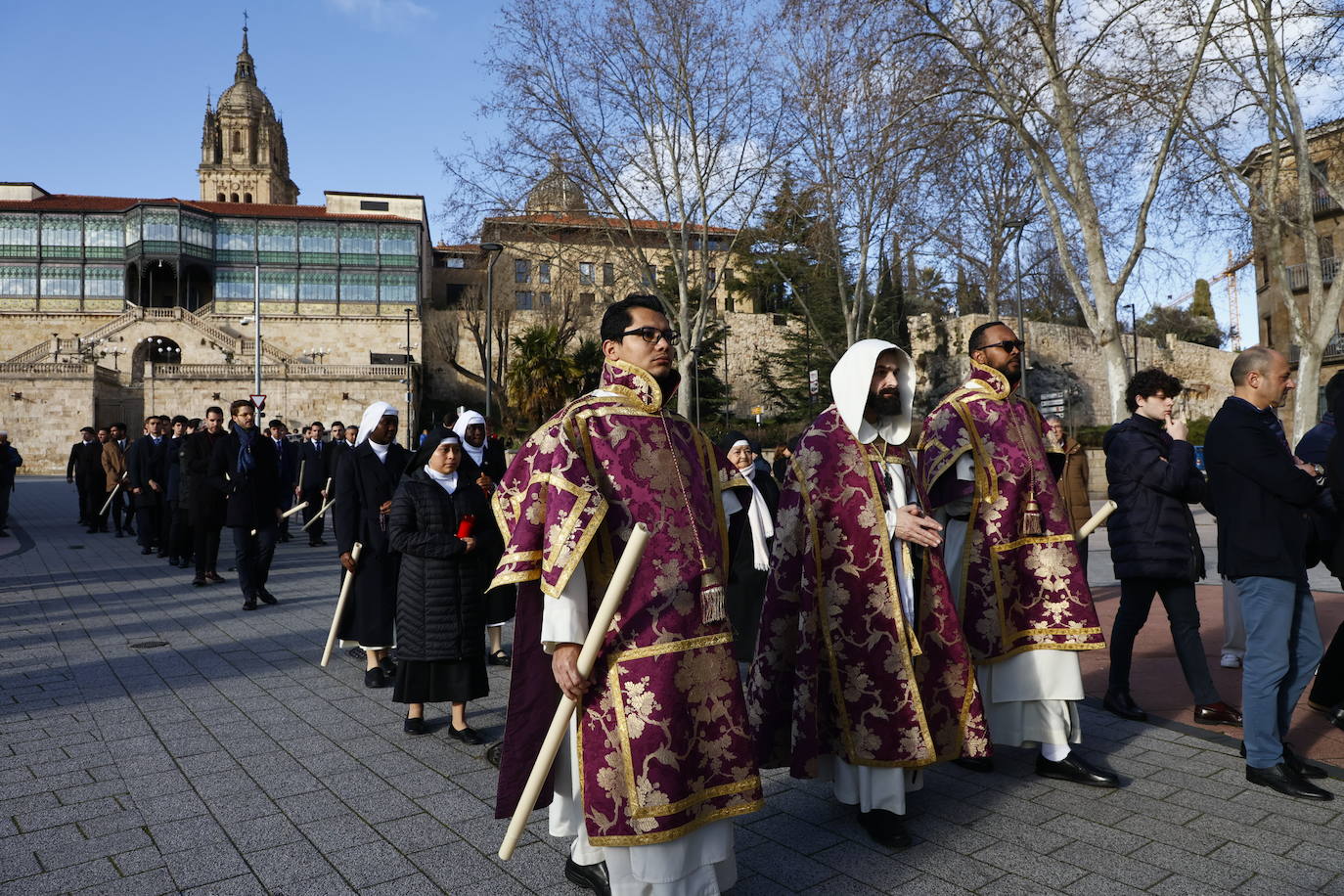 El vía crucis del Despojado camina hacia la esperanza