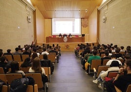 Encarna Beato, Vidal Alonso Secades y Montserrat Mateos.