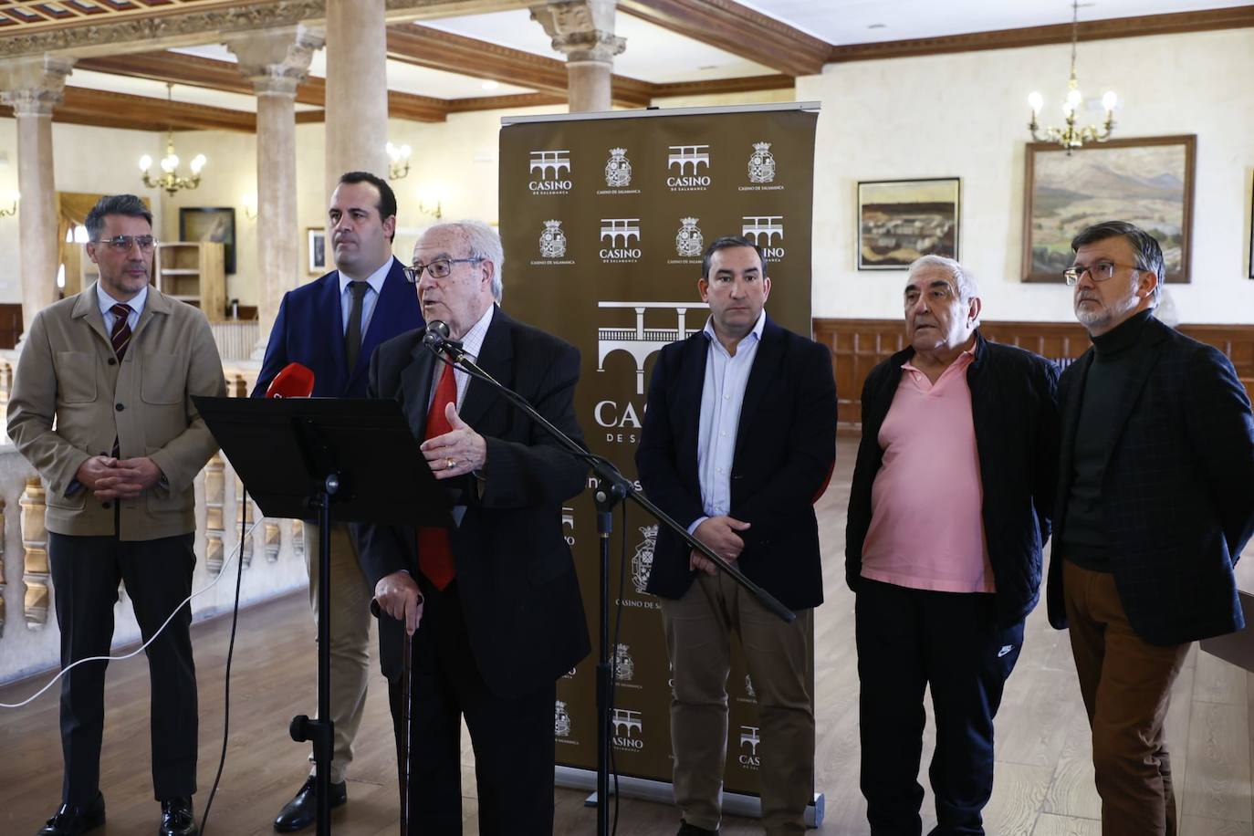 El Casino inaugura la exposición &#039;La ciudad, el libro, la palabra&#039;, un homenaje a Carmen Martín Gaite