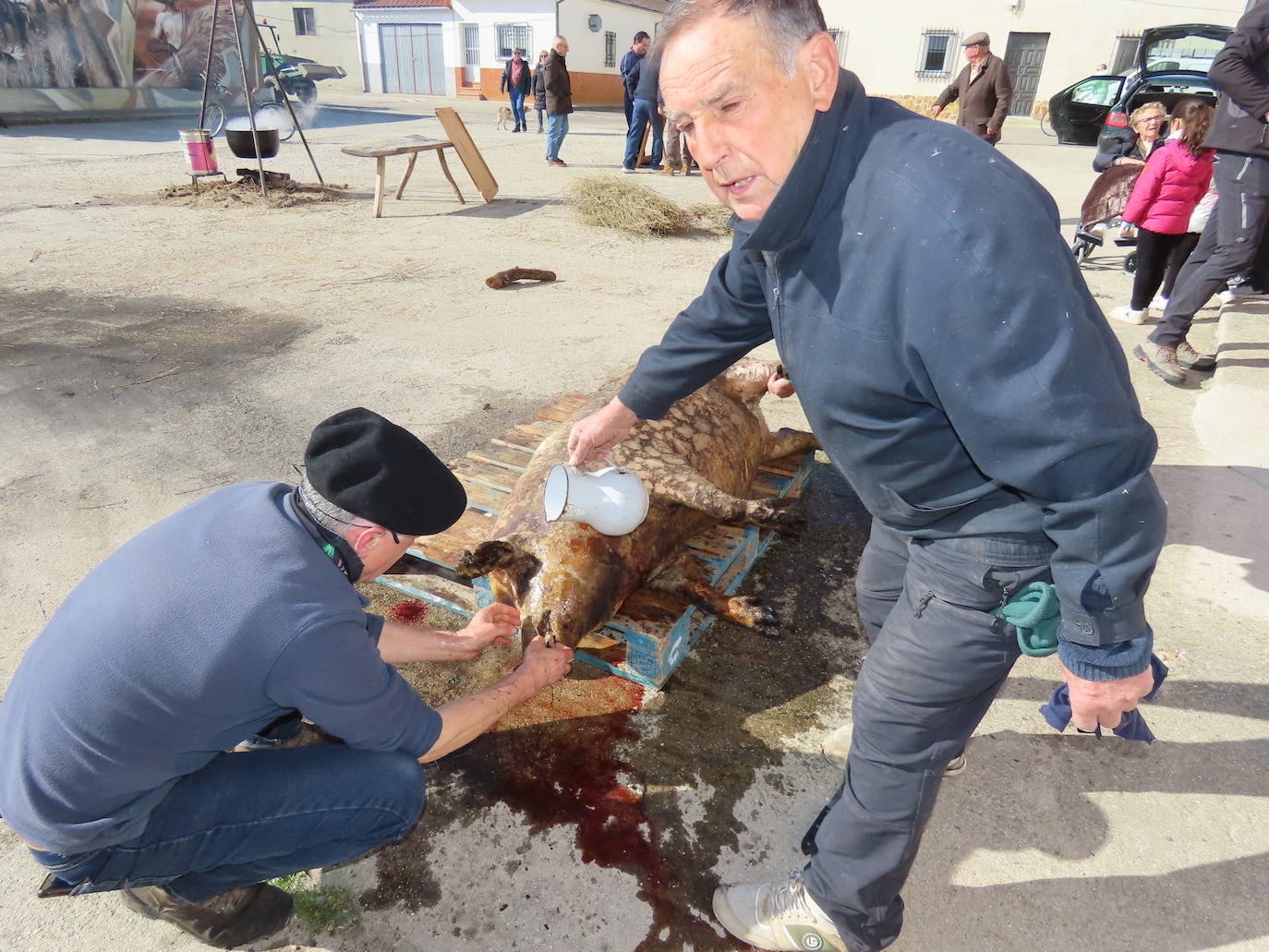 Más de 400 comensales en la fiesta de la Matanza tradicional de Tordillos