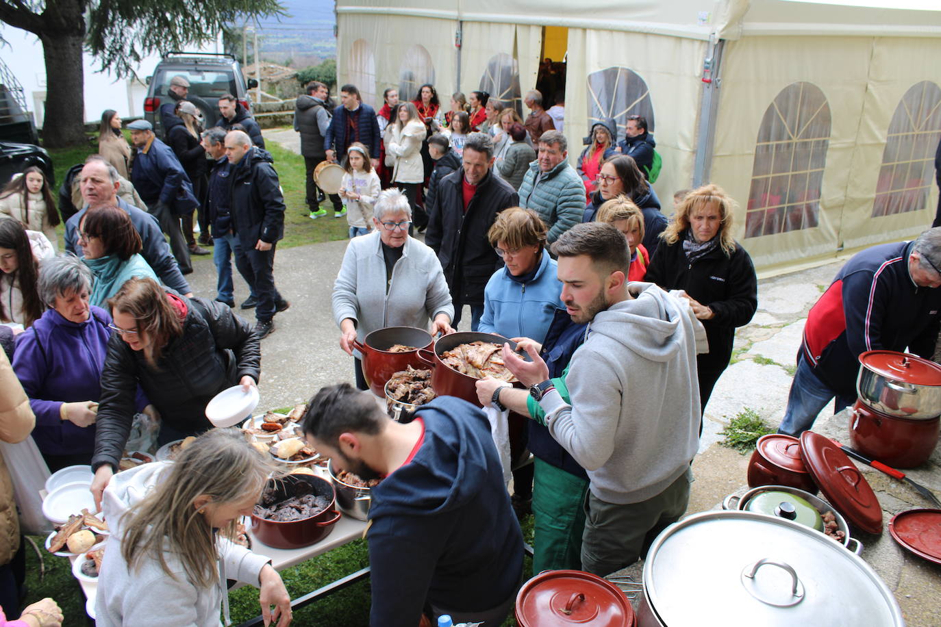 Valdefuentes de Sangusín disfruta de un animado fin de semana matancero