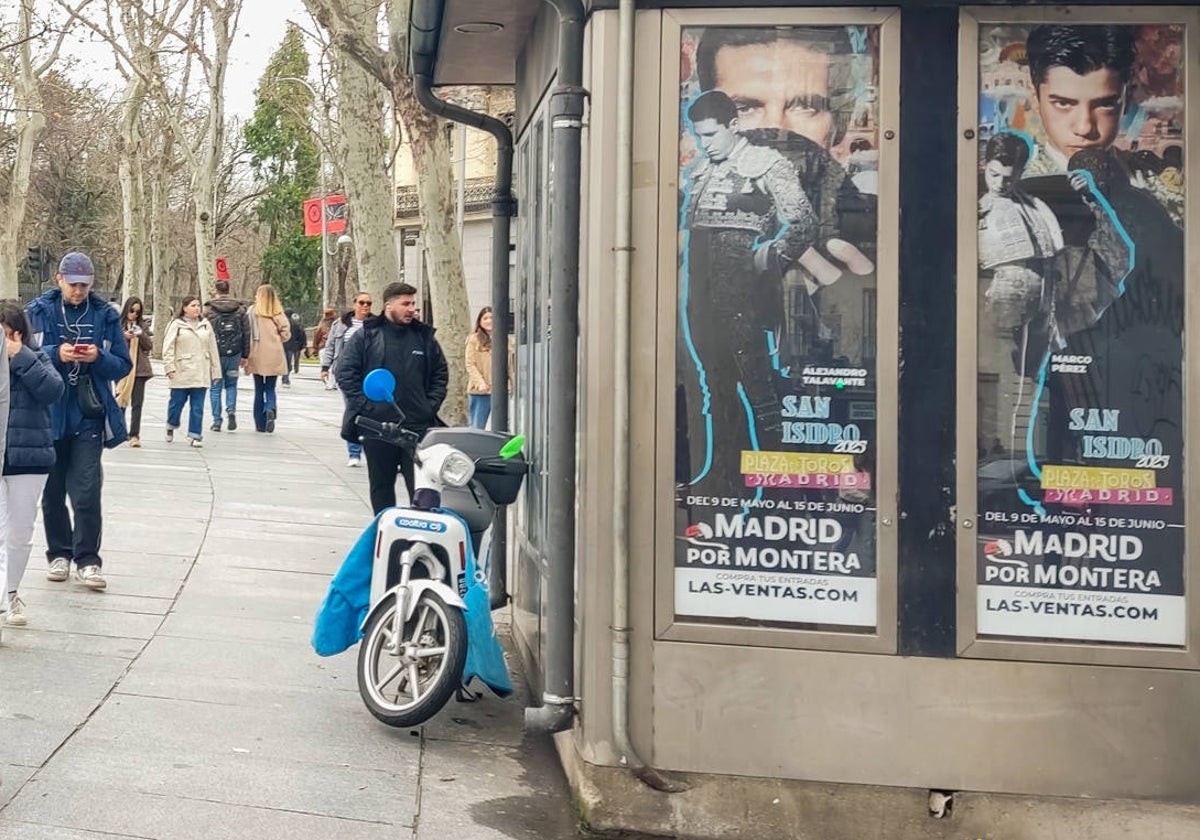 Talavante y Marco Pérez en los carteles que anuncian la feria de San Isidro 2025.