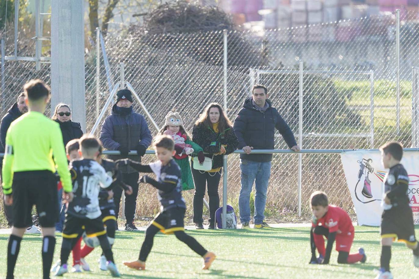 La jornada del fútbol base en Salamanca, en imágenes