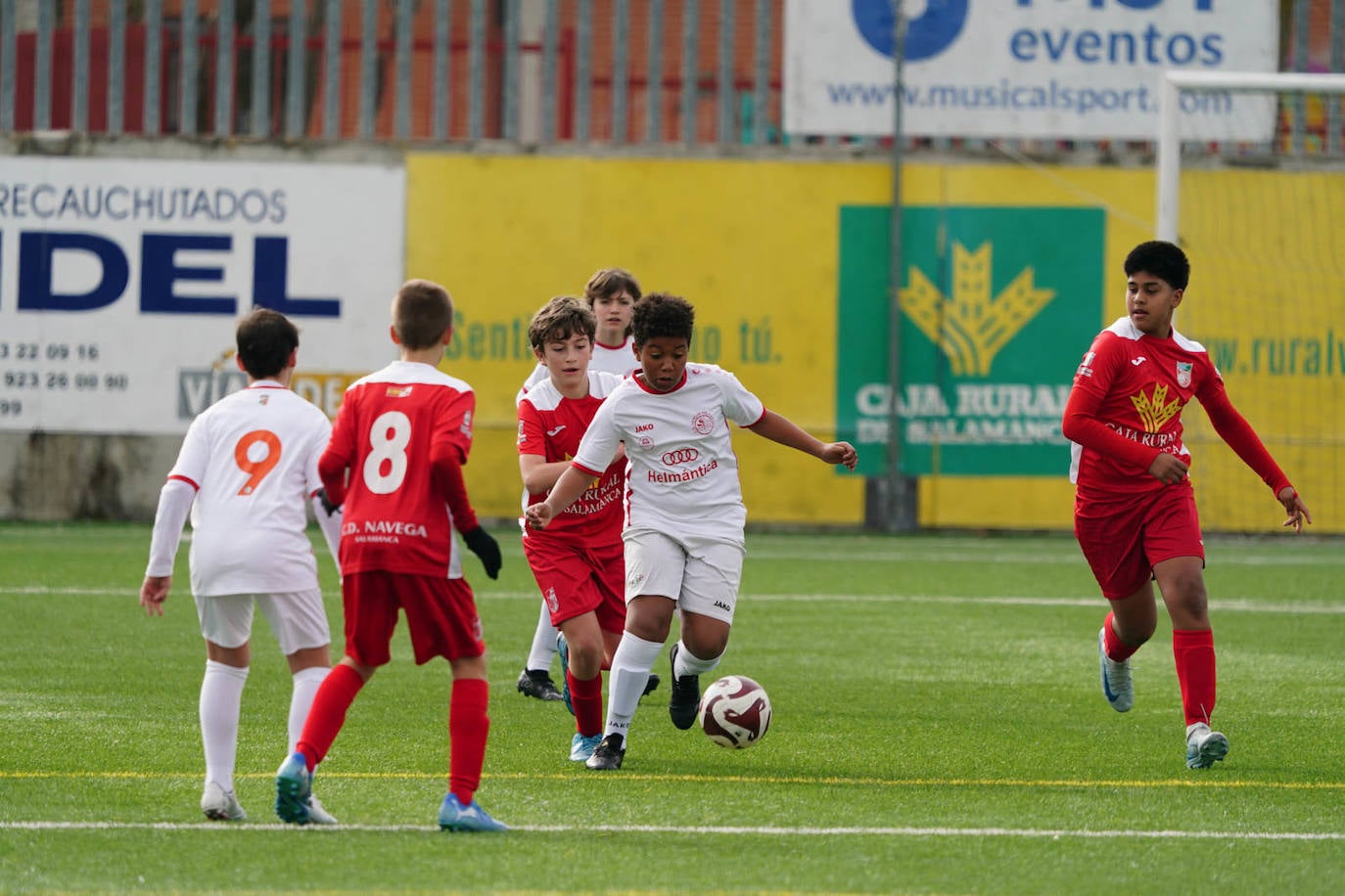 La jornada del fútbol base en Salamanca, en imágenes