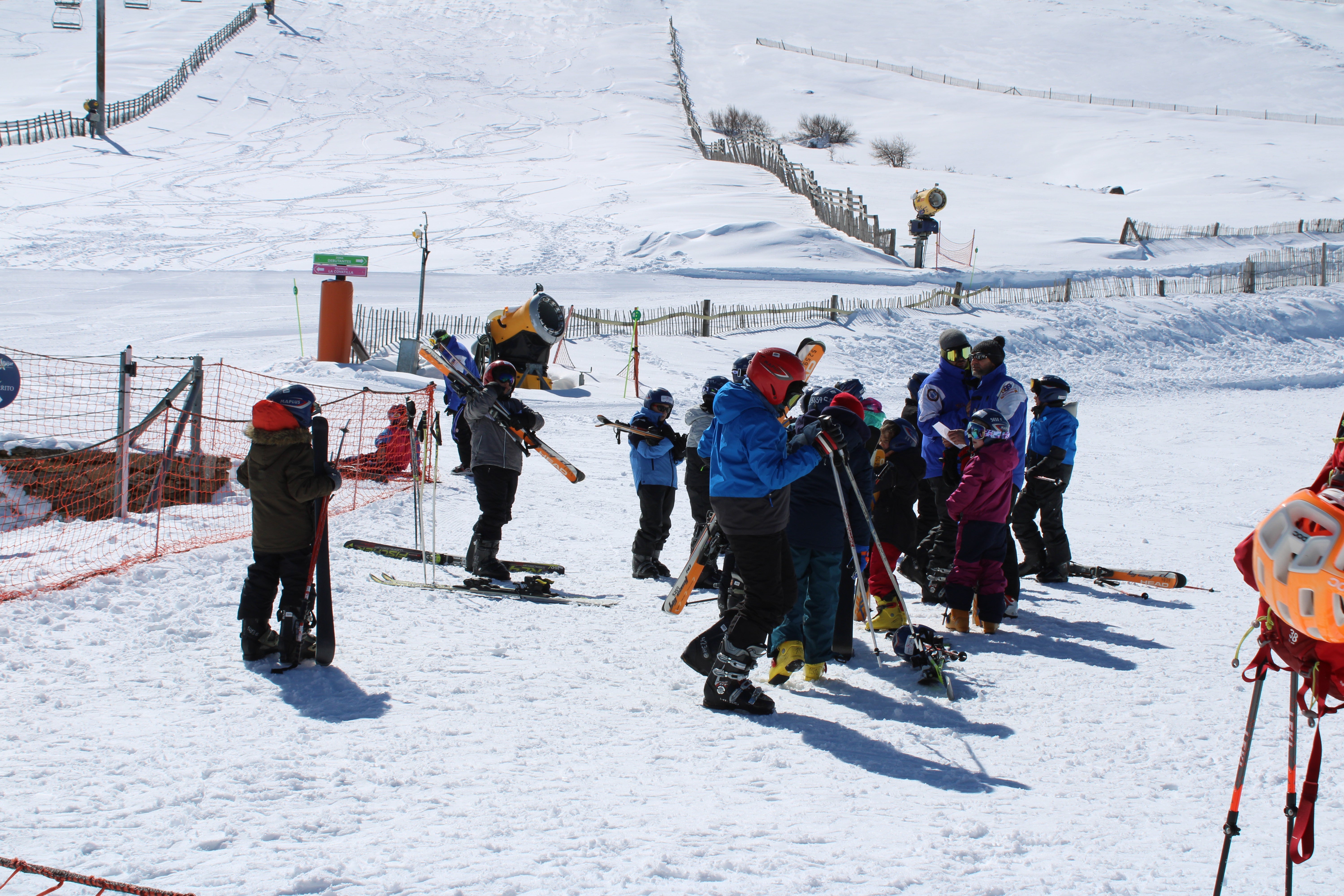 La gran paradoja de La Covatilla: llena de nieve, pero con tres pistas operativas de un total de 19