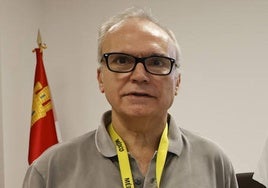 Víctor Sagredo, jefe de la Unidad de Cuidados Intensivos del Hospital.