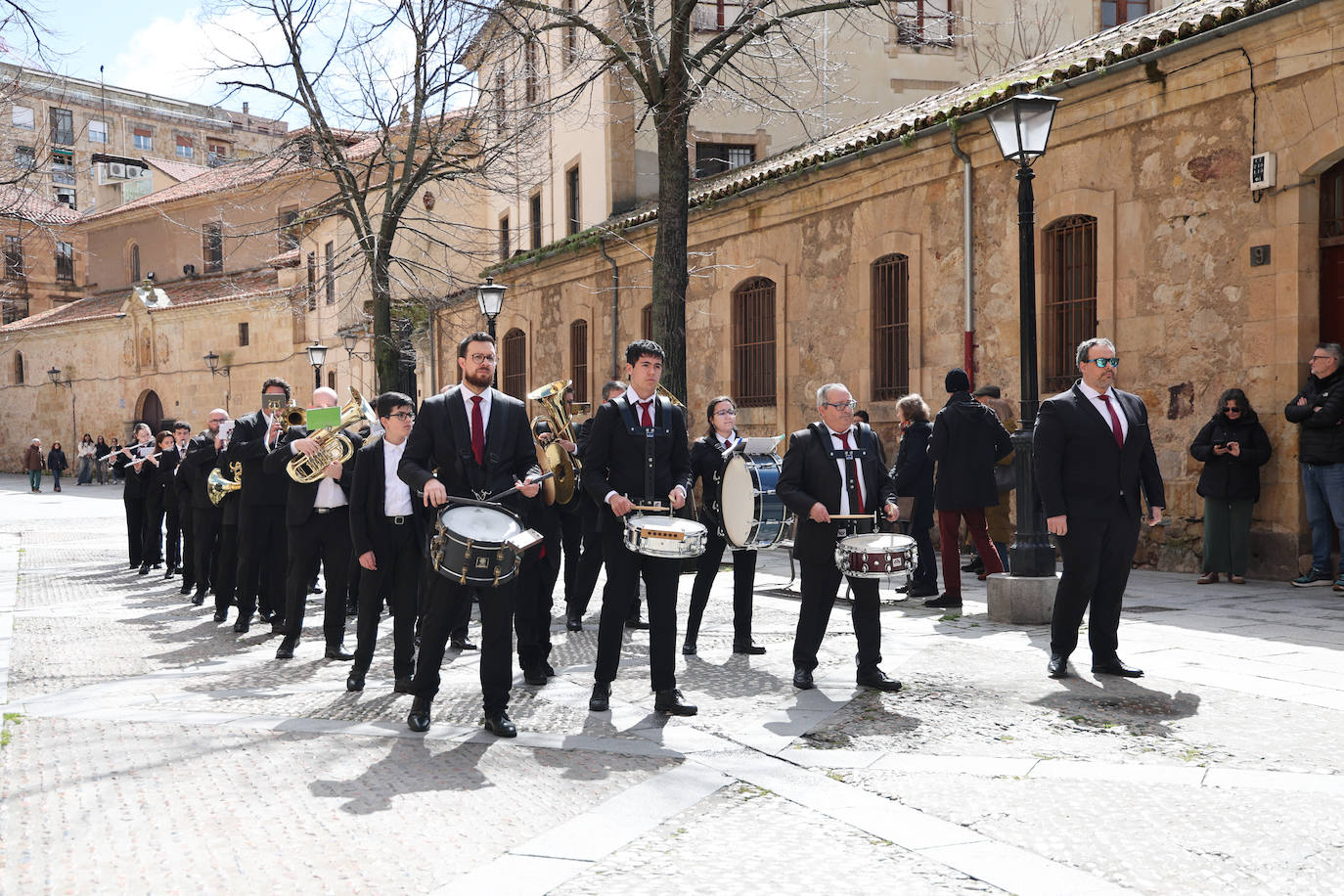 Marchas procesionales y la interpretación del Miserere en un Domingo de Pasión