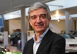 Gerardo Cabañas, en el Museo de Automoción.