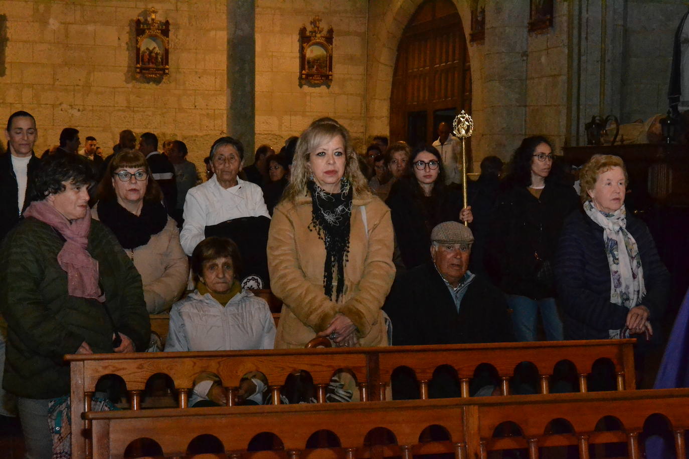 La lluvia impide a La Dolorosa recorrer Ciudad Rodrigo