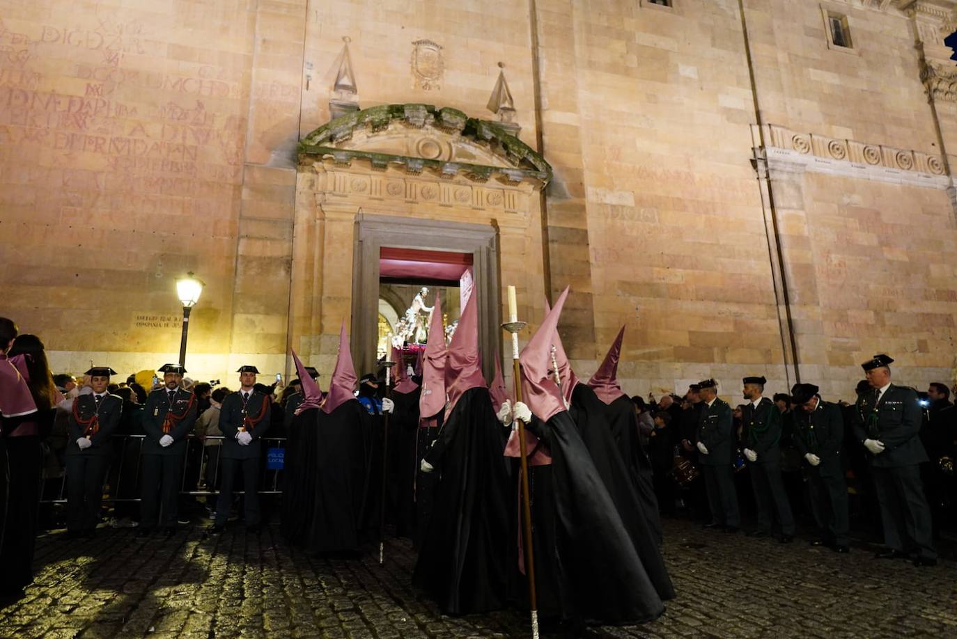 La procesión del Flagelado y Nuestra Señora de las Lágrimas, en imágenes