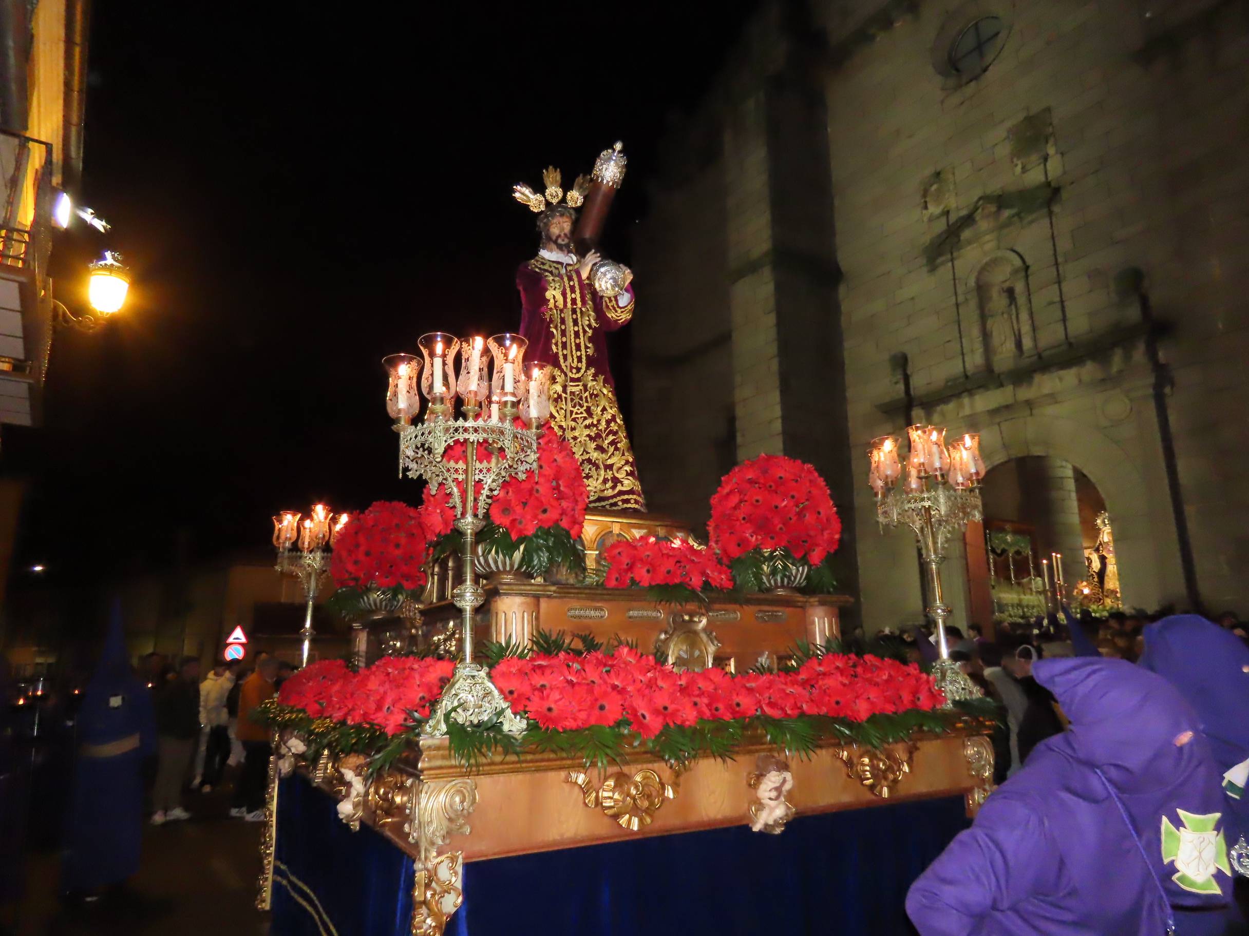 La emoción arranca aplausos en la procesión del Nazareno de Peñaranda de Bracamonte