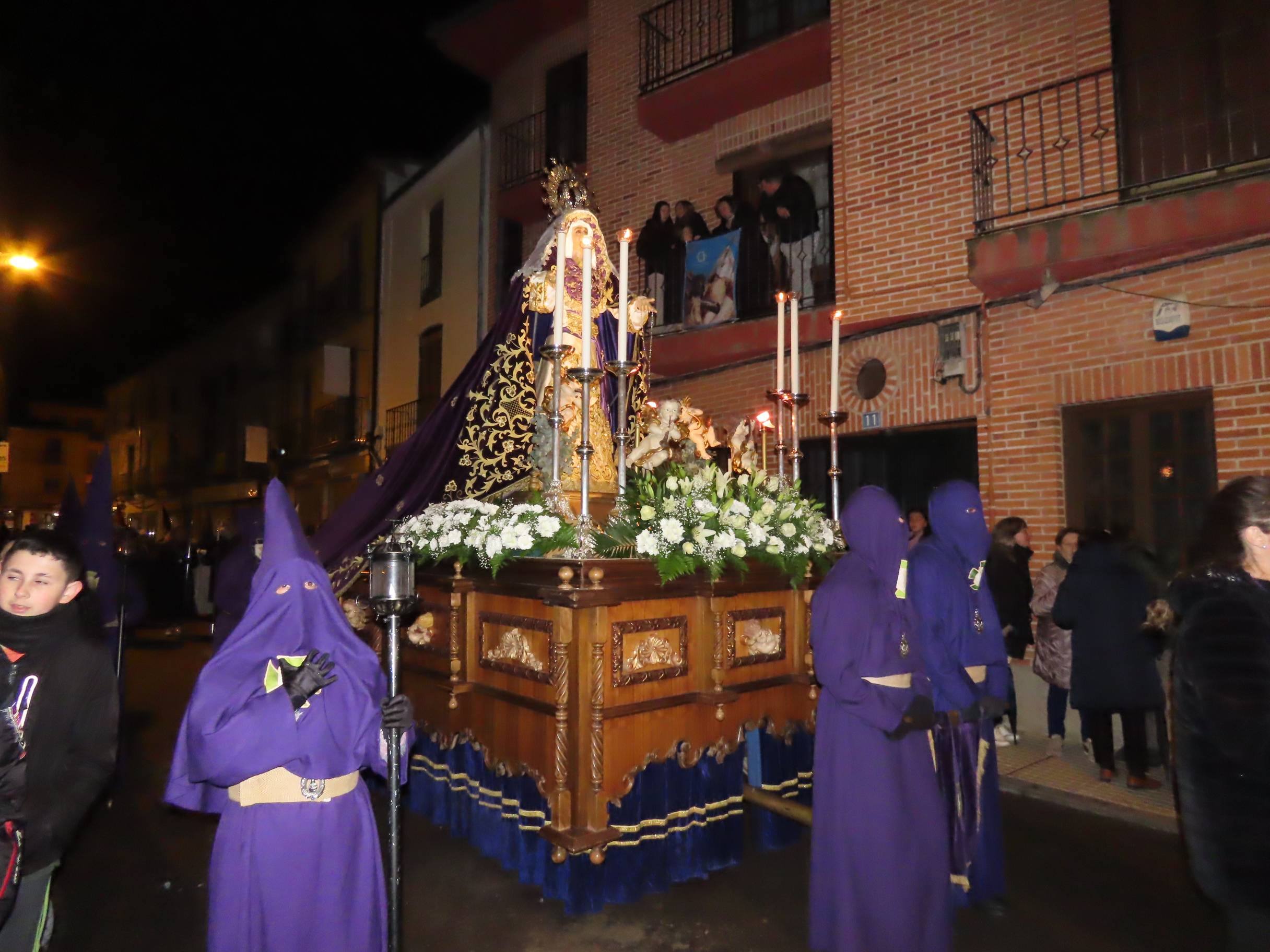La emoción arranca aplausos en la procesión del Nazareno de Peñaranda de Bracamonte