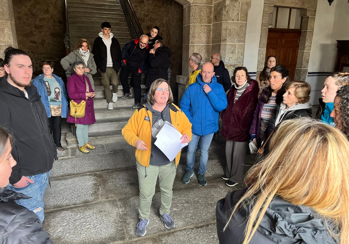 El vía crucis de Candelario gana en juventud