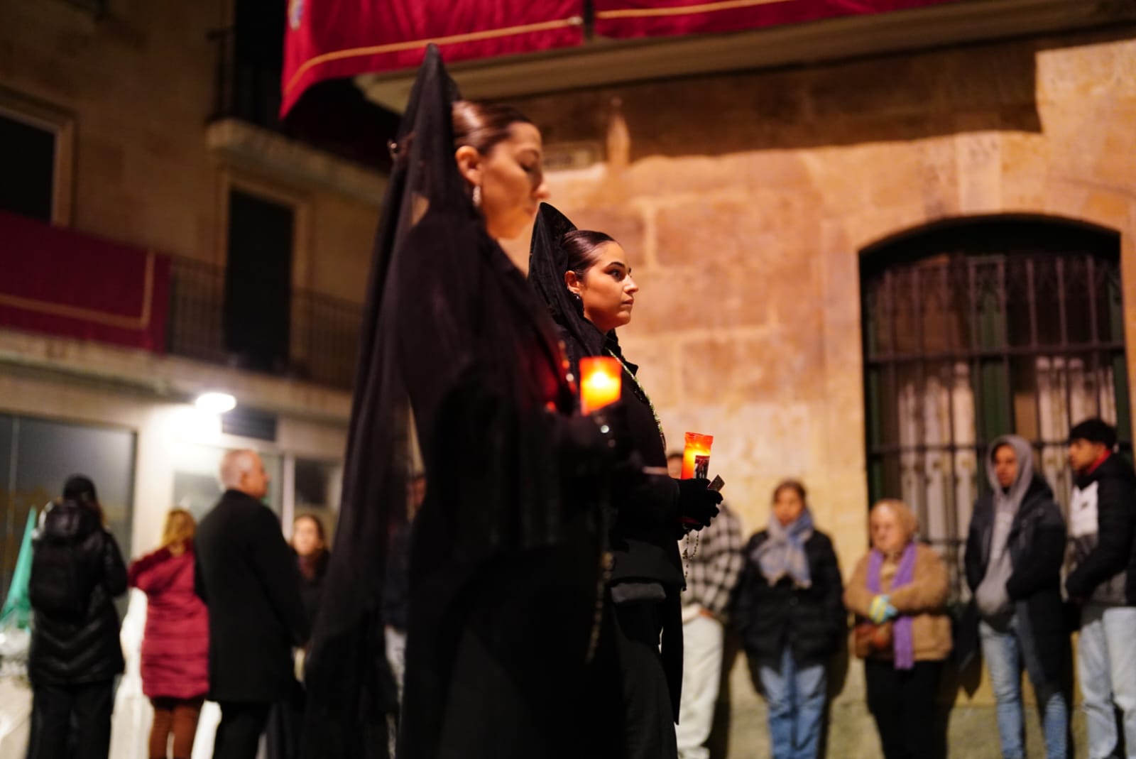 La procesión de la Hermandad Dominicana, en imágenes