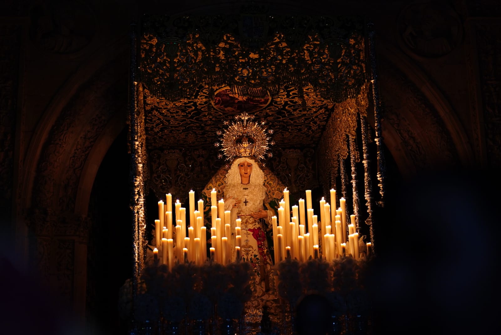 La procesión de la Hermandad Dominicana, en imágenes