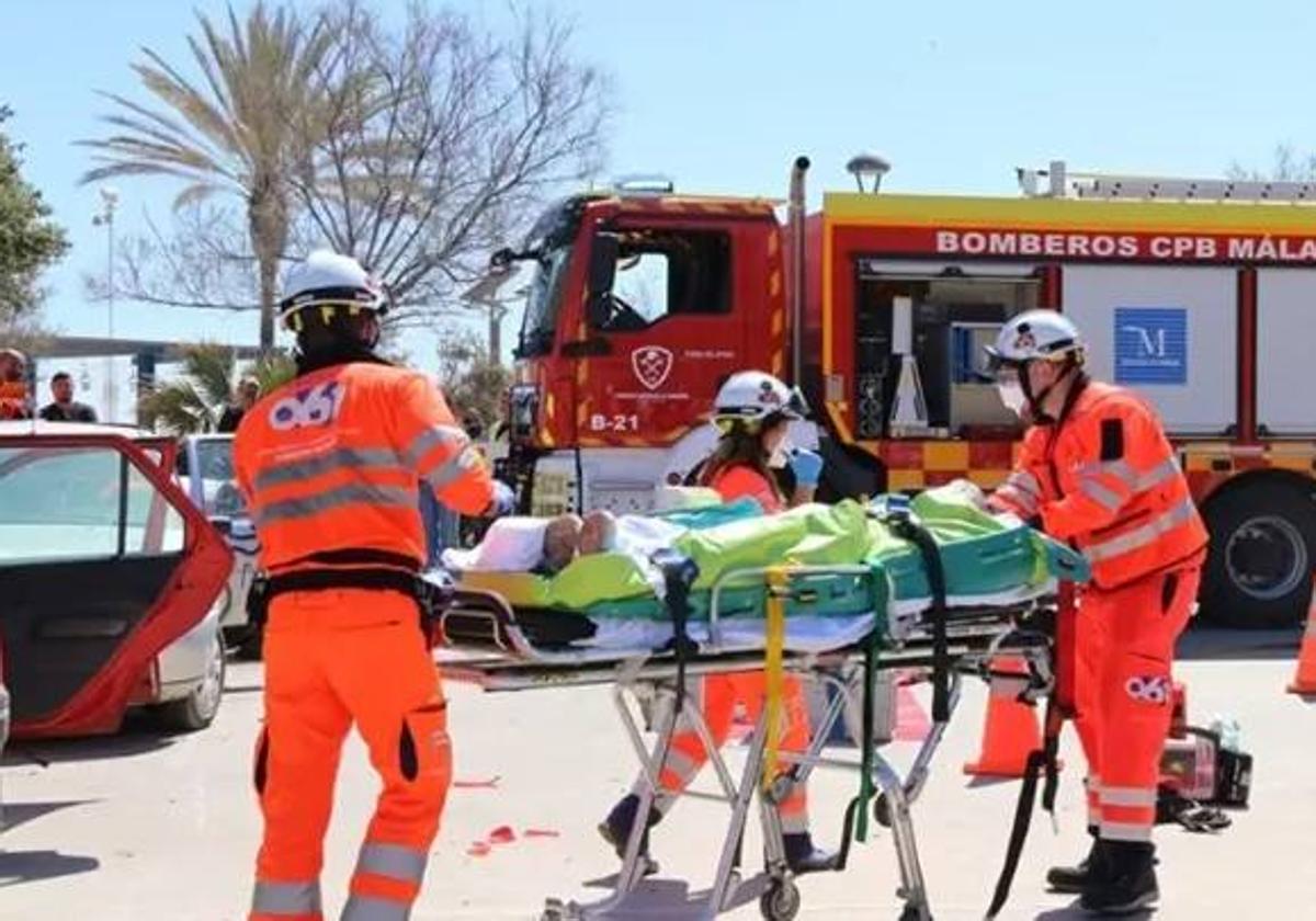 Un vehículo arrolla una terraza en el paseo marítimo de Fuengirola y causa dos muertos y tres heridos graves