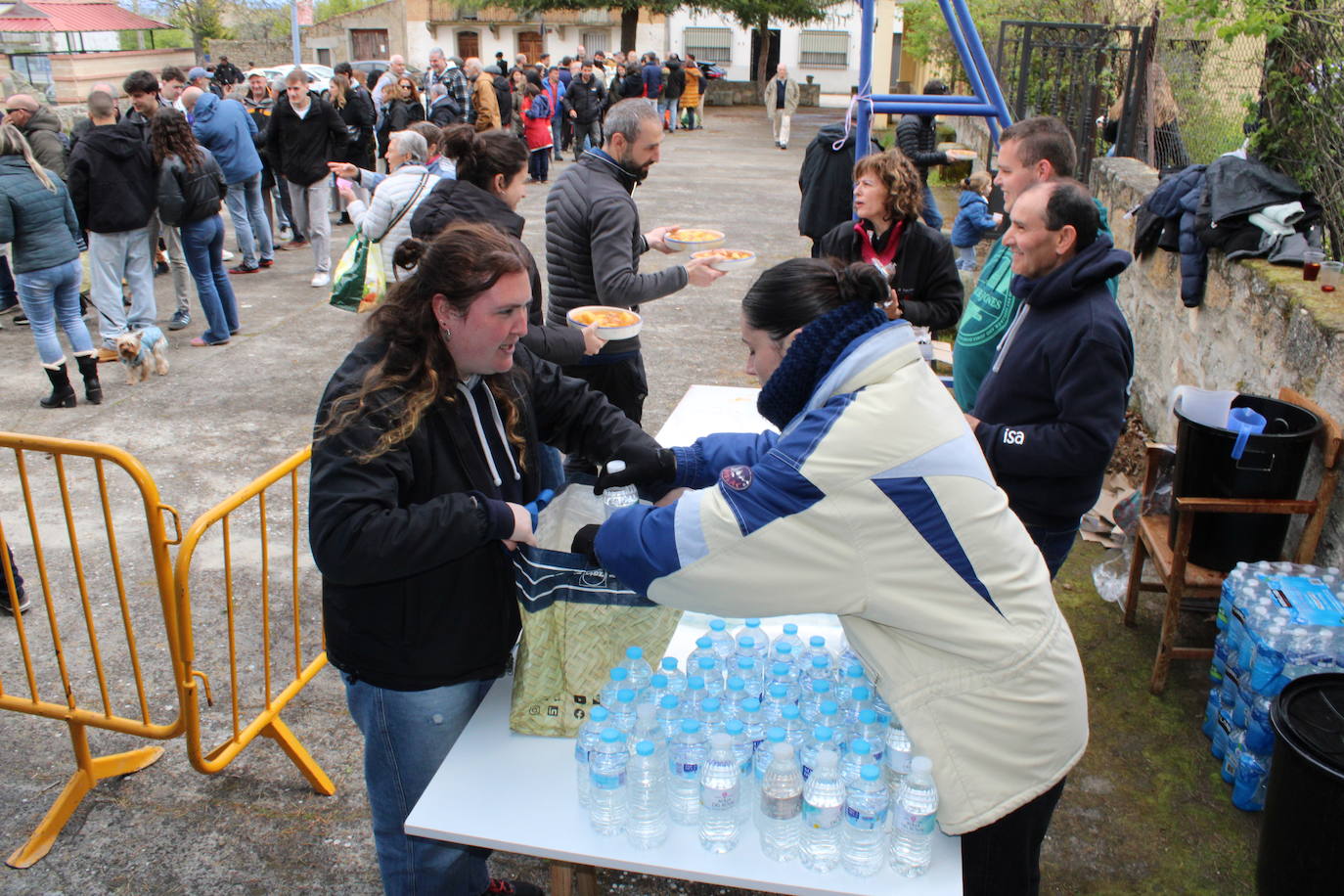 El Tejado no falla a su cita con la comida del Sábado Santo