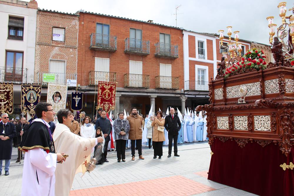Emocionante procesión del Resucitado en Peñaranda