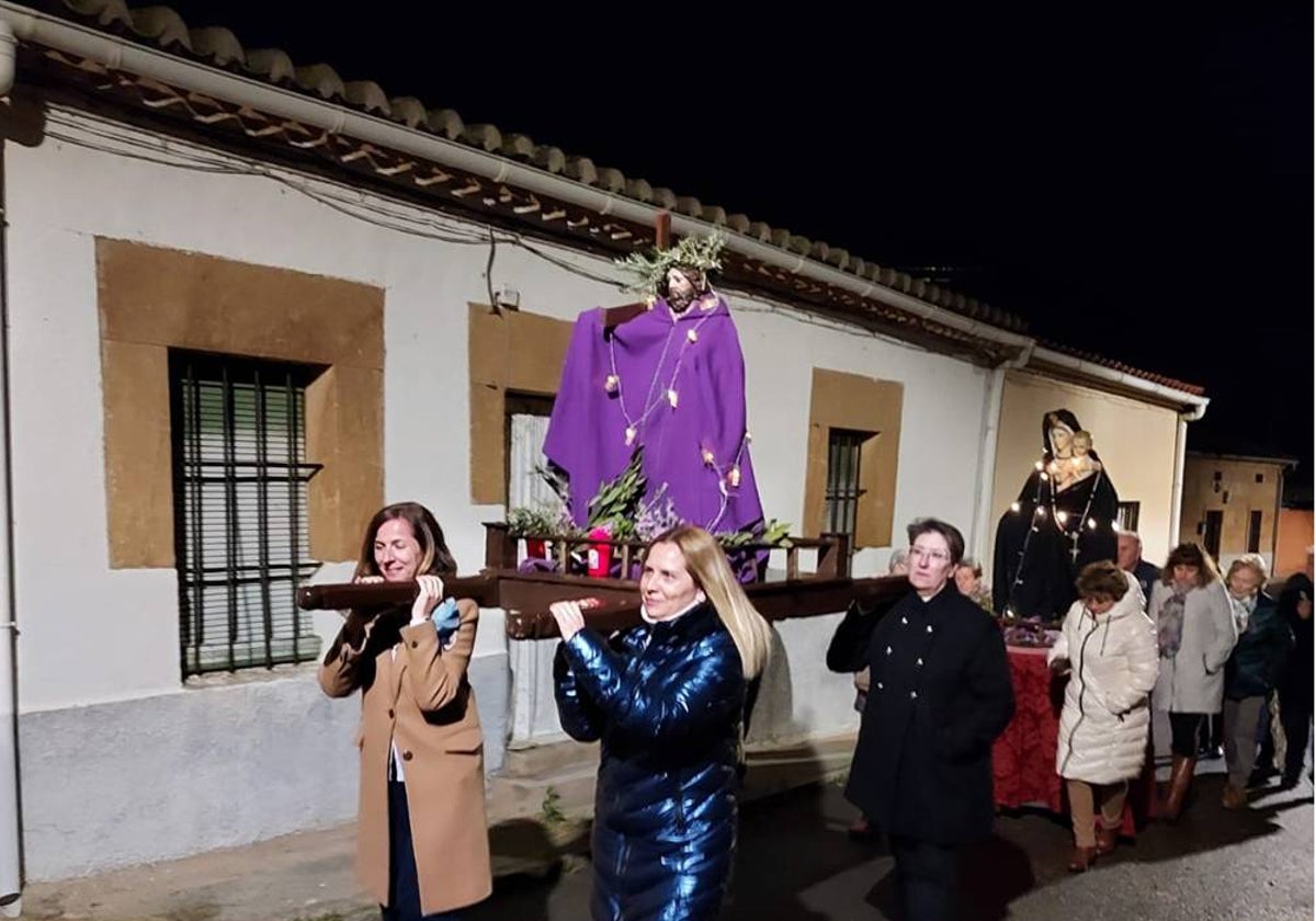 Procesión del Viernes Santo en Moríñigo