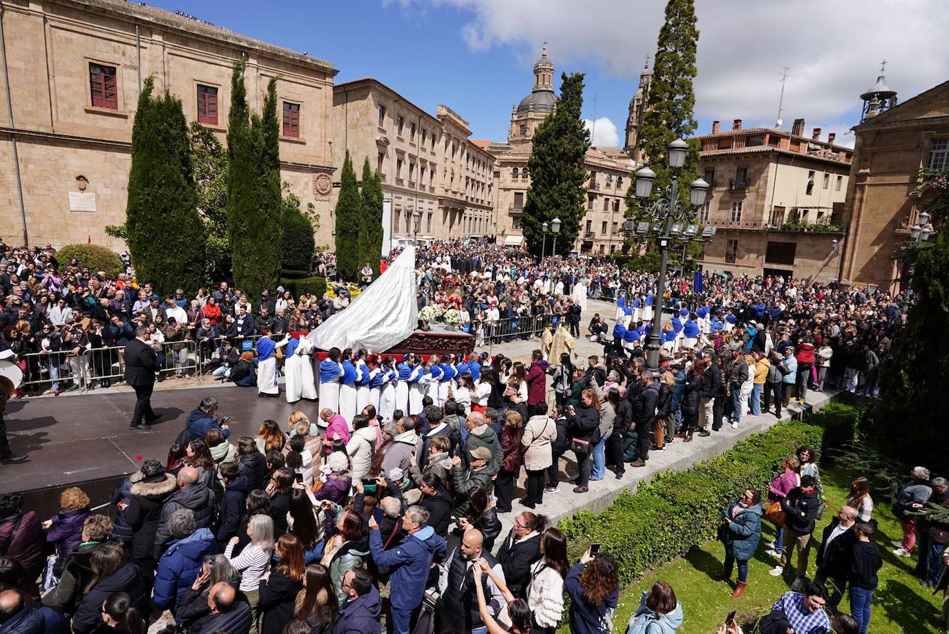 La procesión del Encuentro, en imágenes
