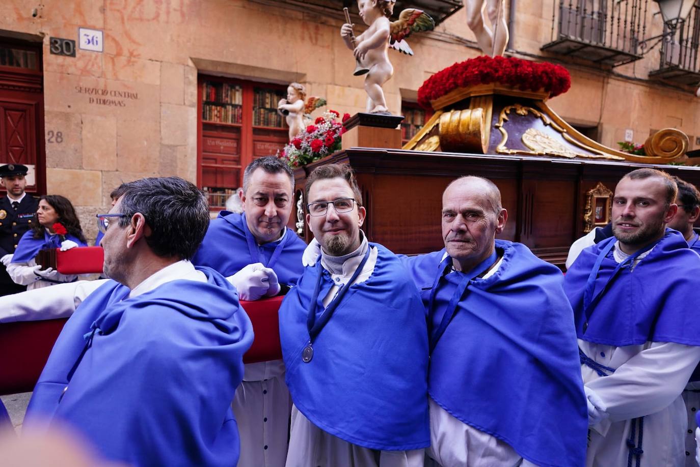 La procesión del Encuentro, en imágenes