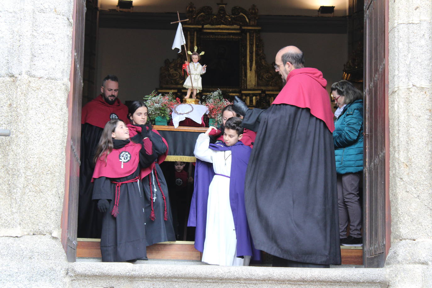 Los niños despiden la Semana Santa bejarana con la procesión de Jesús de Pasión y Gloria