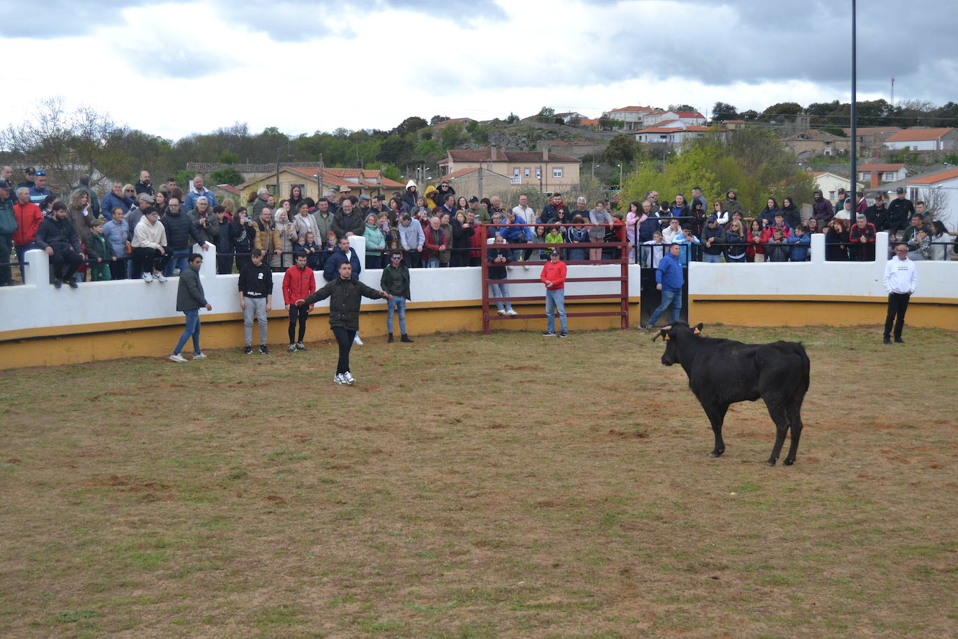 Fuentes de Oñoro celebra el Día del Hornazo