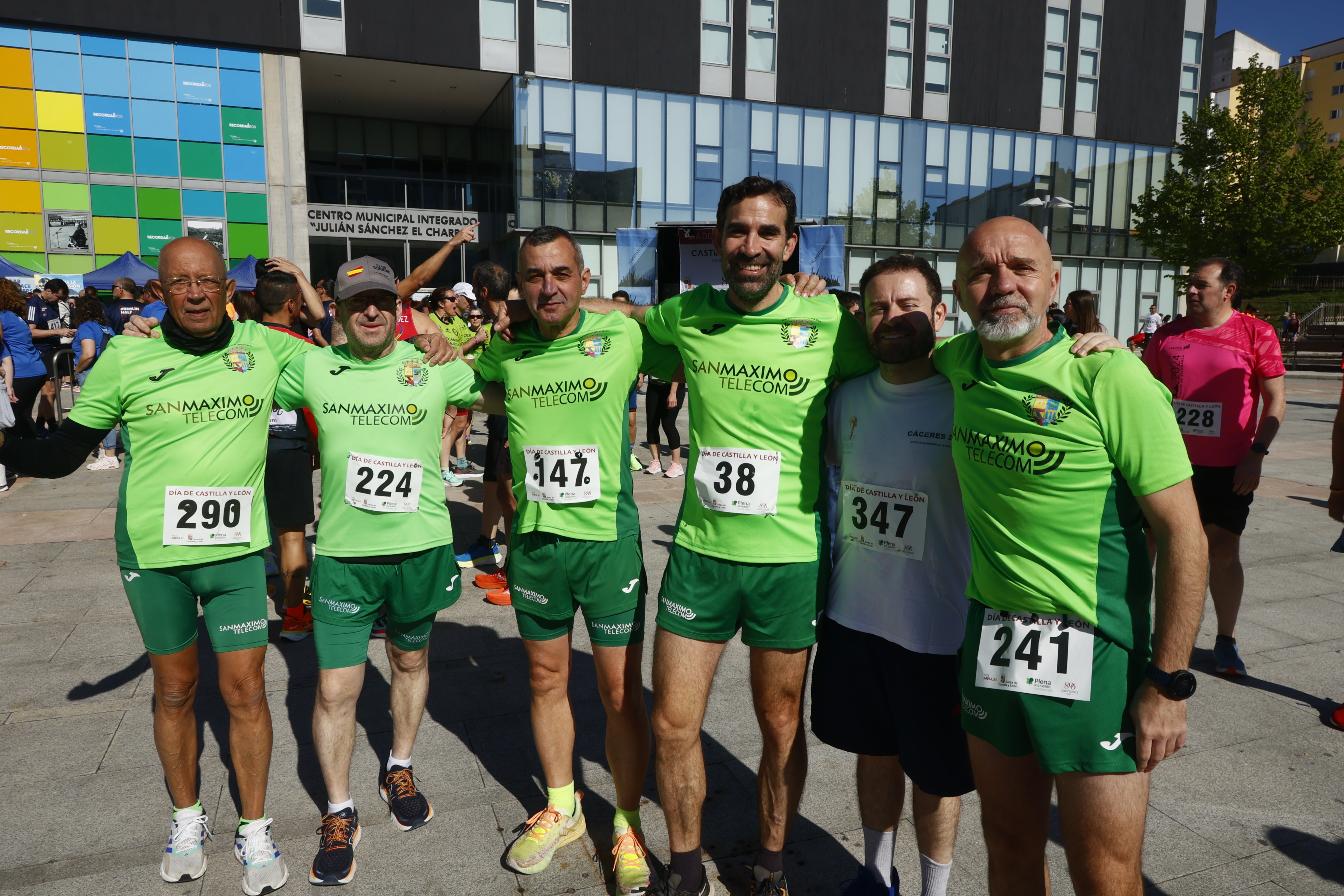 Un millar de participantes en la carrera por el Día de Castilla y León