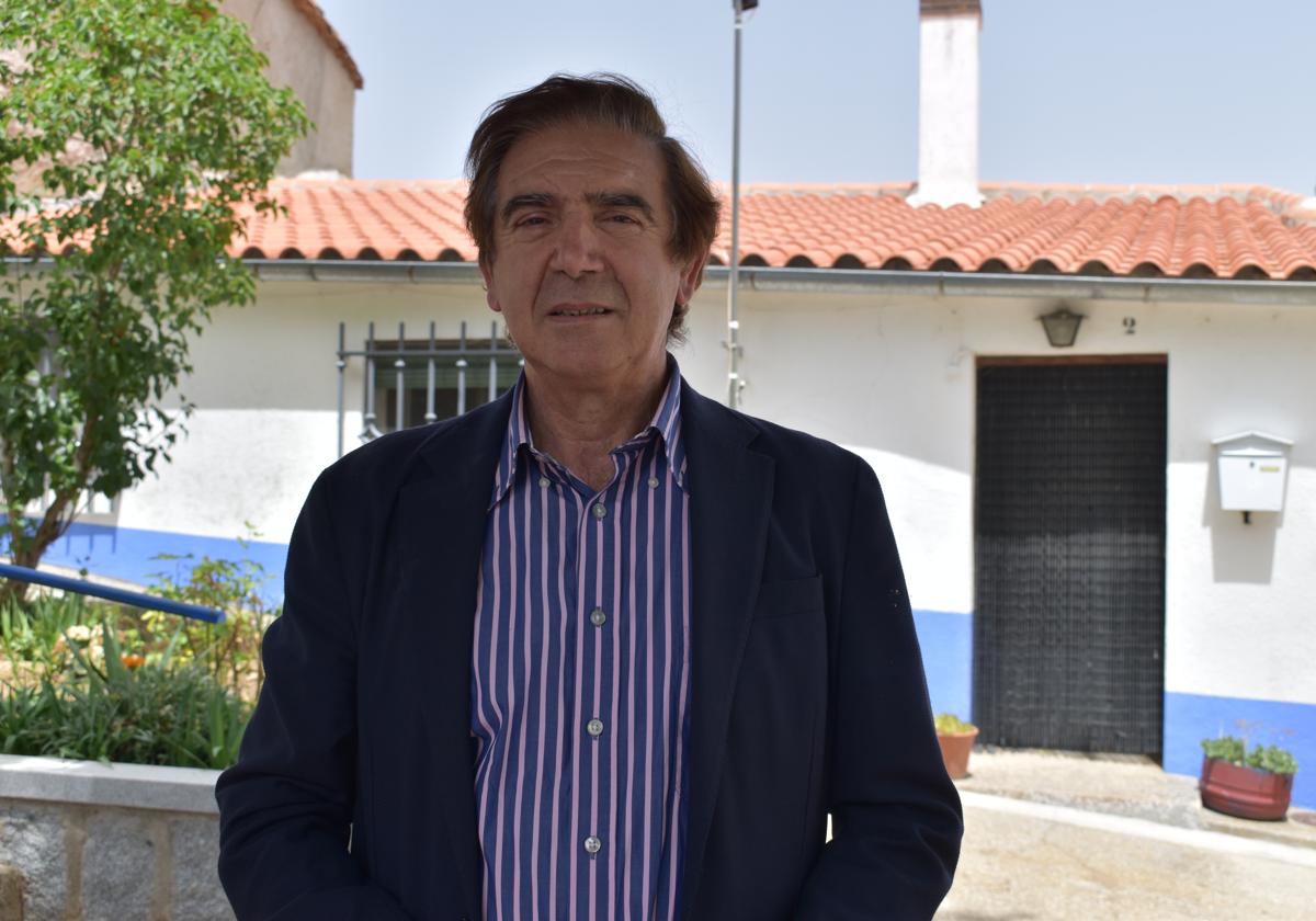 Alberto Rodríguez, alcalde de Beleña: «Estamos habilitando nuevas parcelas para construir viviendas»