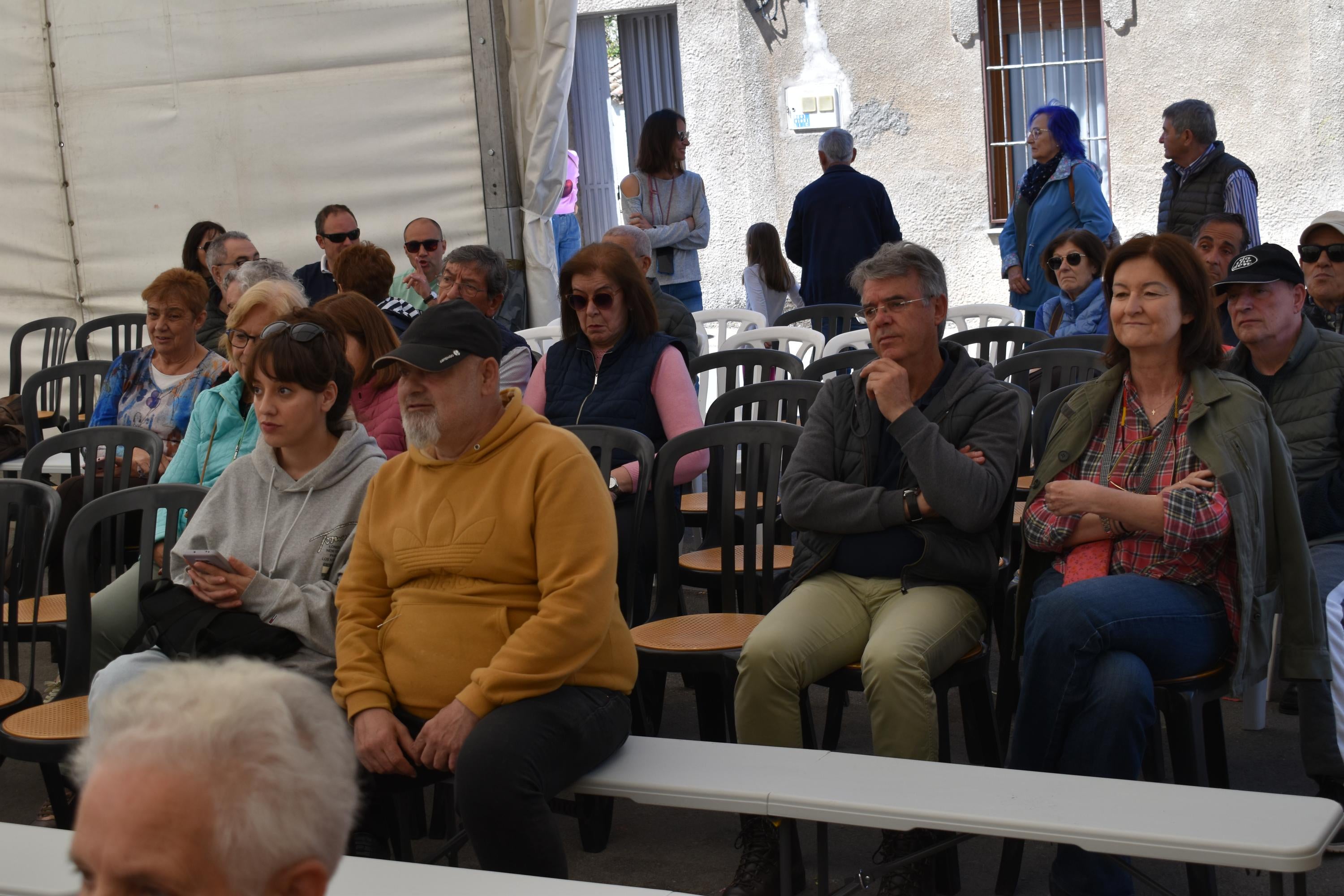 Torresmenudas suma una nueva obra escultórica sobre &quot;La última cena&quot; en la parroquia
