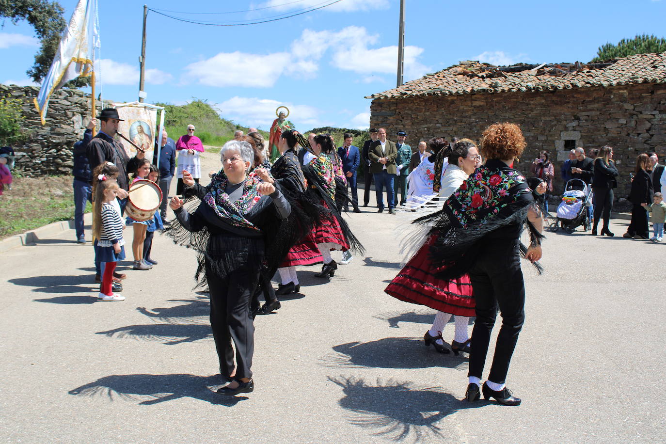 Cabezuela de Salvatierra disfruta con su fiesta en honor a San Marcos