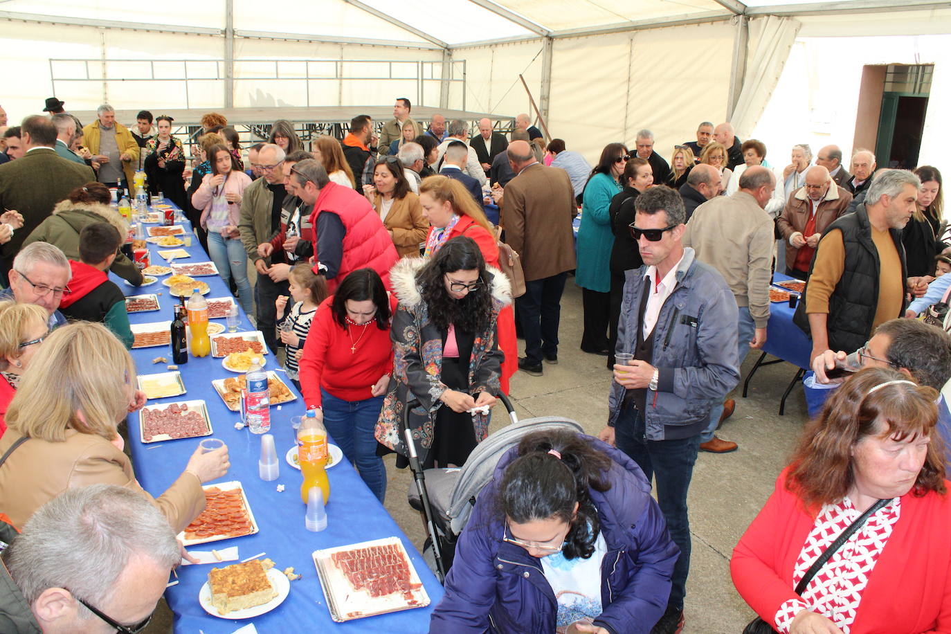 Cabezuela de Salvatierra disfruta con su fiesta en honor a San Marcos