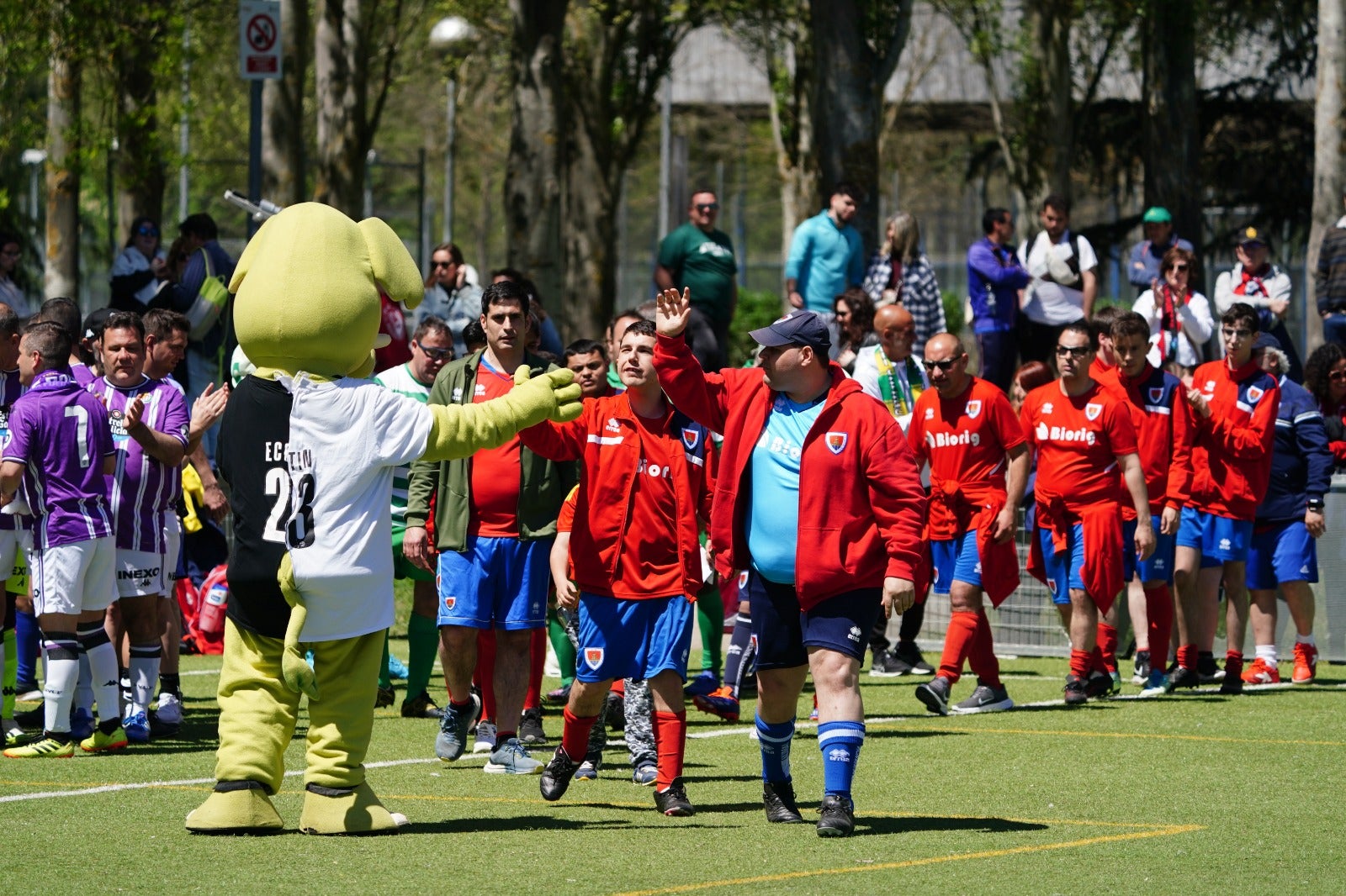 El &#039;+Que Goles&#039; cierra su cuarta edición con una magnífica mañana de fútbol en La Aldehuela