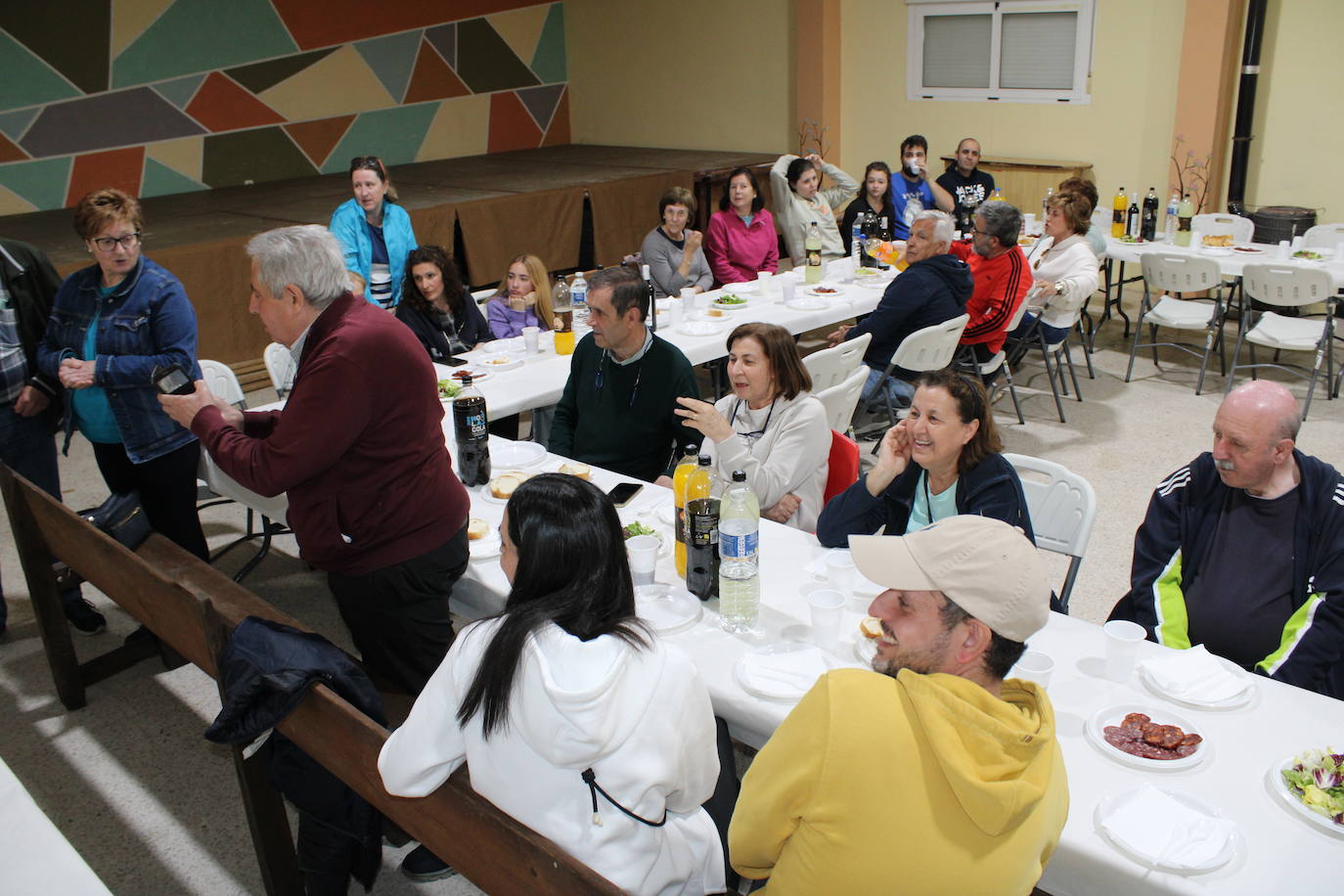 Pizarral disfruta del hornazo en la antesala del Lunes de Aguas
