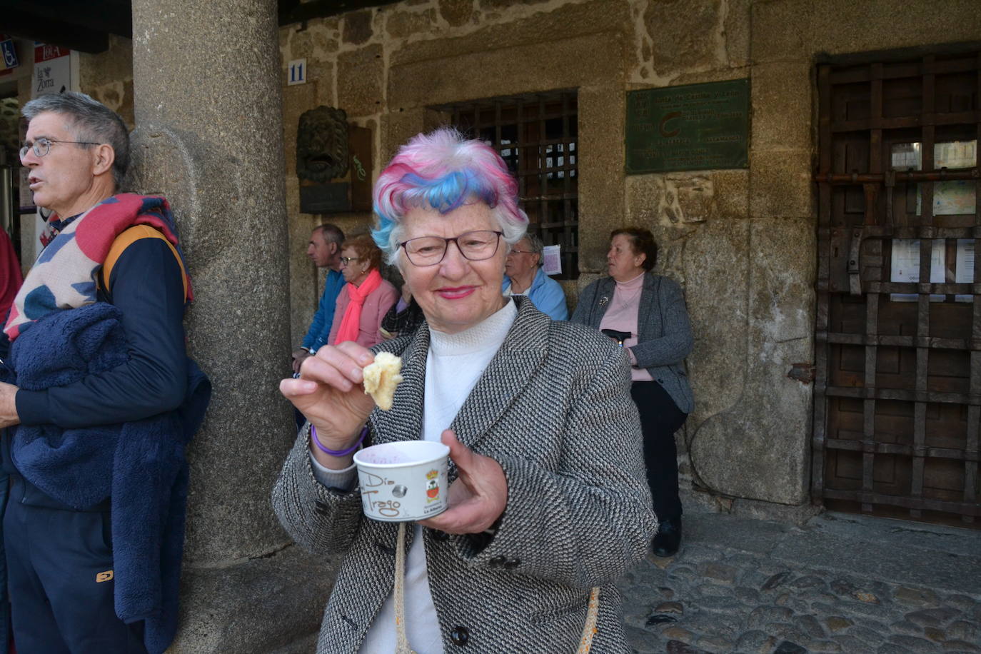 El Día del Trago envuelve en fiesta a La Alberca
