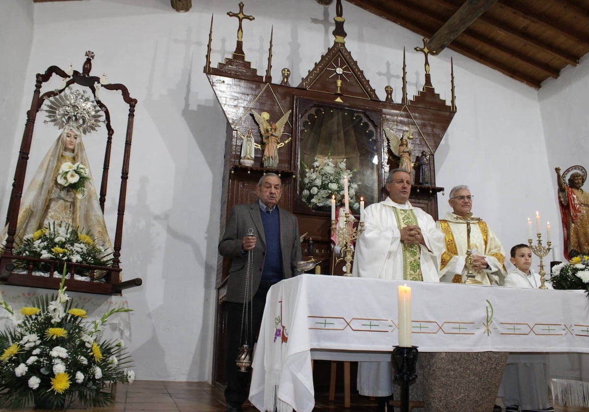 El Mensegal acoge la romería de la Virgen