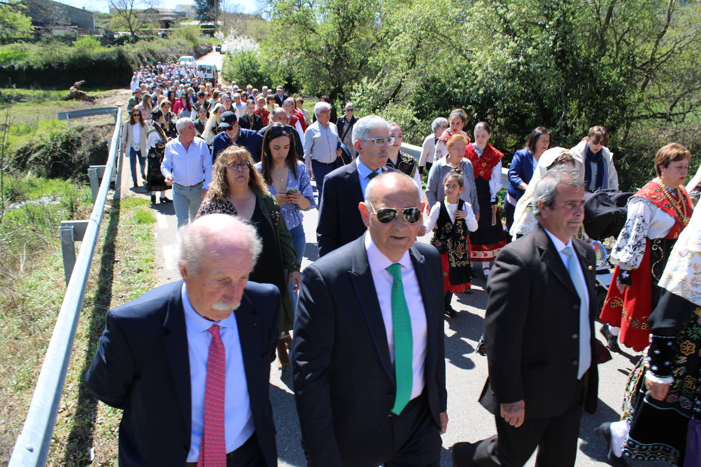 Linares de Riofrío disfruta de un intenso día en honor a la Virgen del Buen Suceso