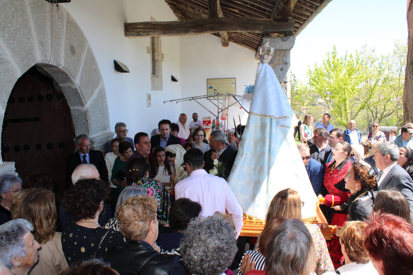 Los Santos rinde honores a la Virgen del Gozo
