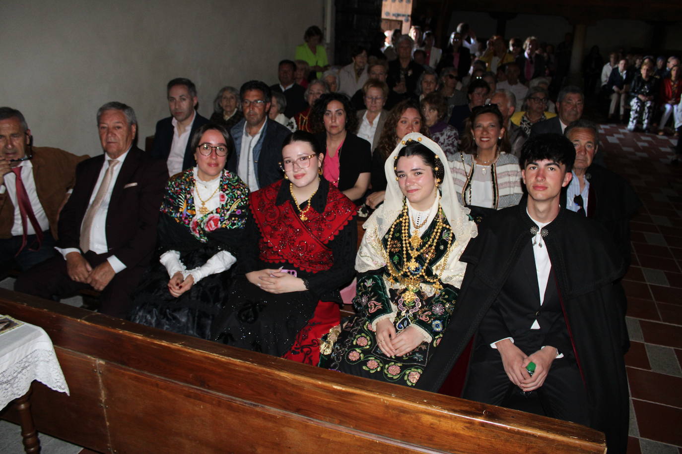 Los Santos rinde honores a la Virgen del Gozo