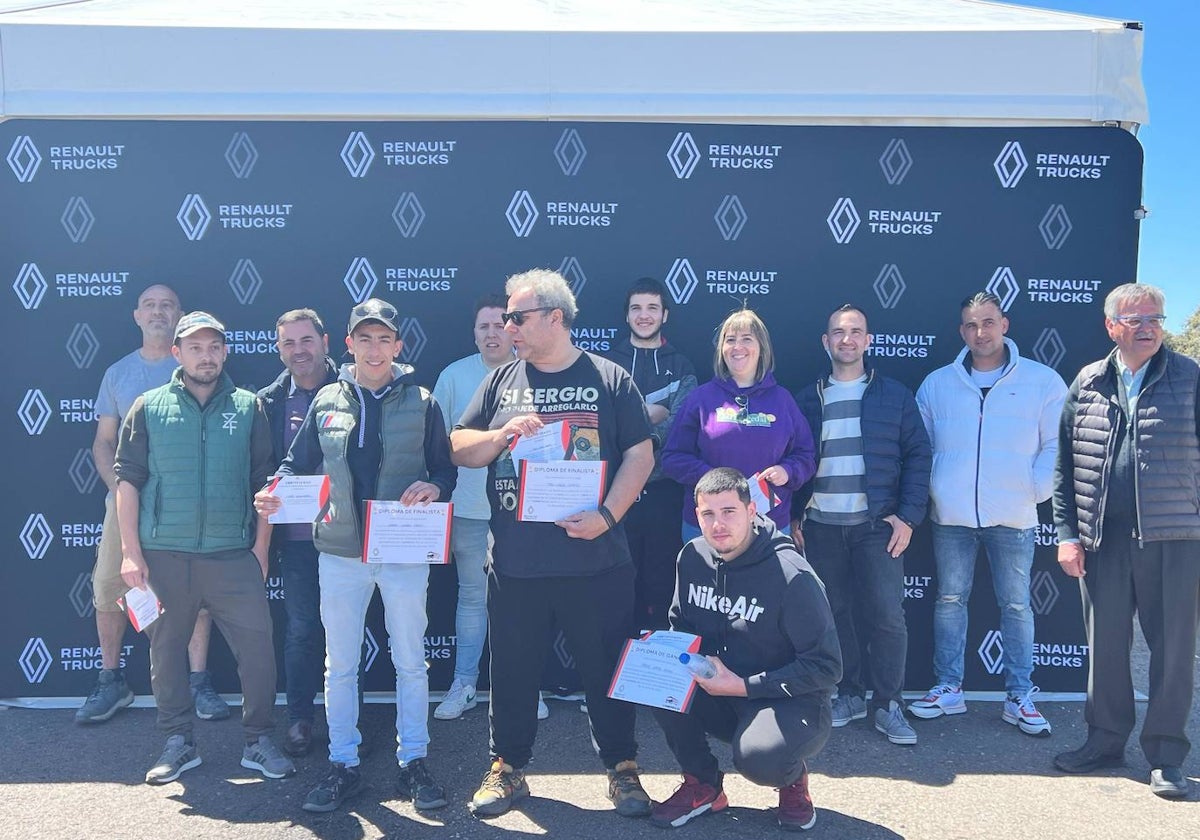 Camionsa celebra con éxito la yincana de habilidad con furgonetas