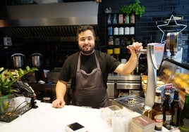 Andrés Pérez, dueño de un restaurante de comida rápida en Salamanca.