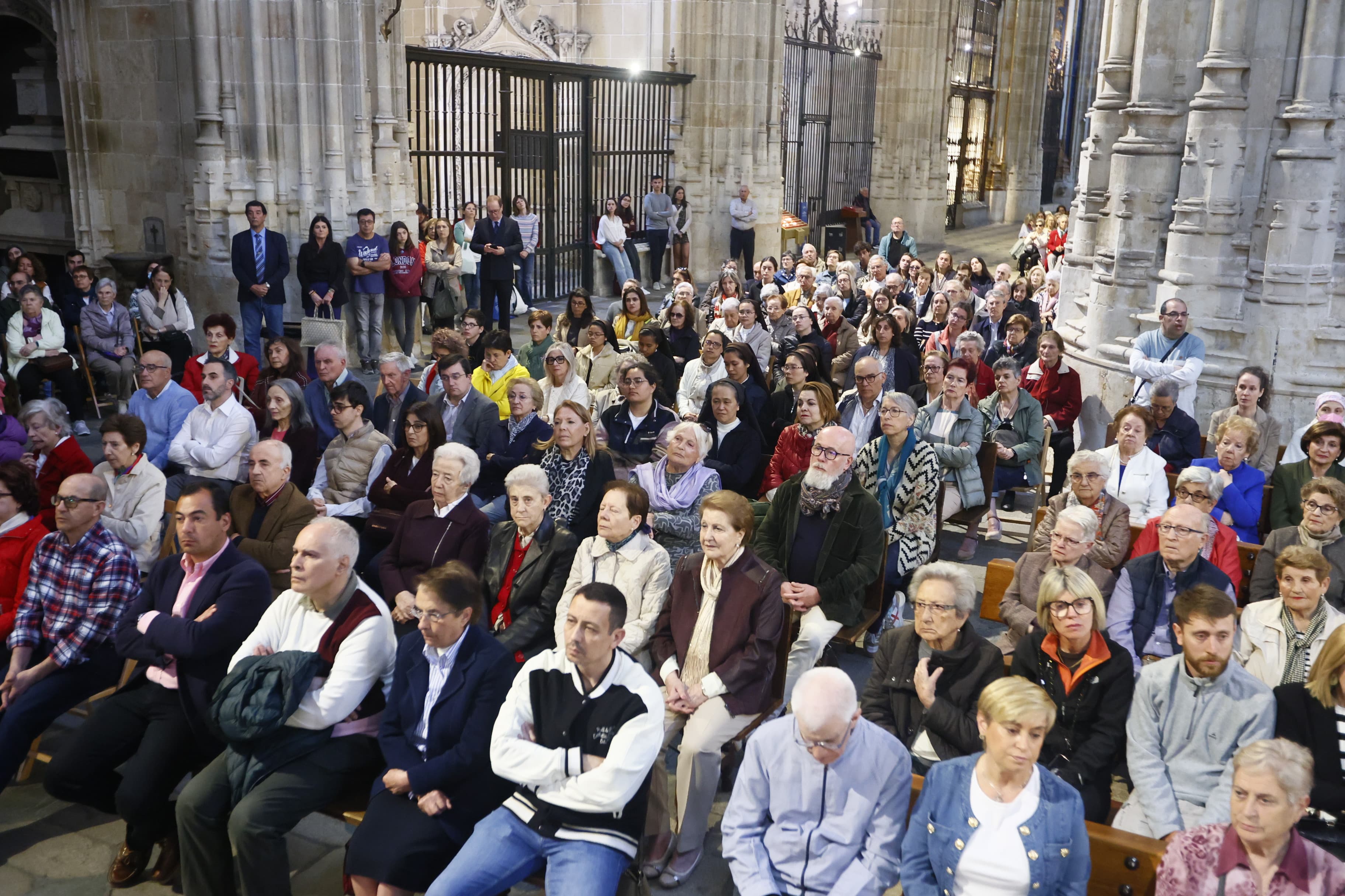 Multitudinaria despedida al papa Francisco
