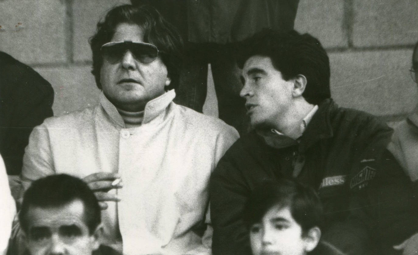 Jorge junto a Juanma Lillo en un partido en las pistas en septiembre de 1995.