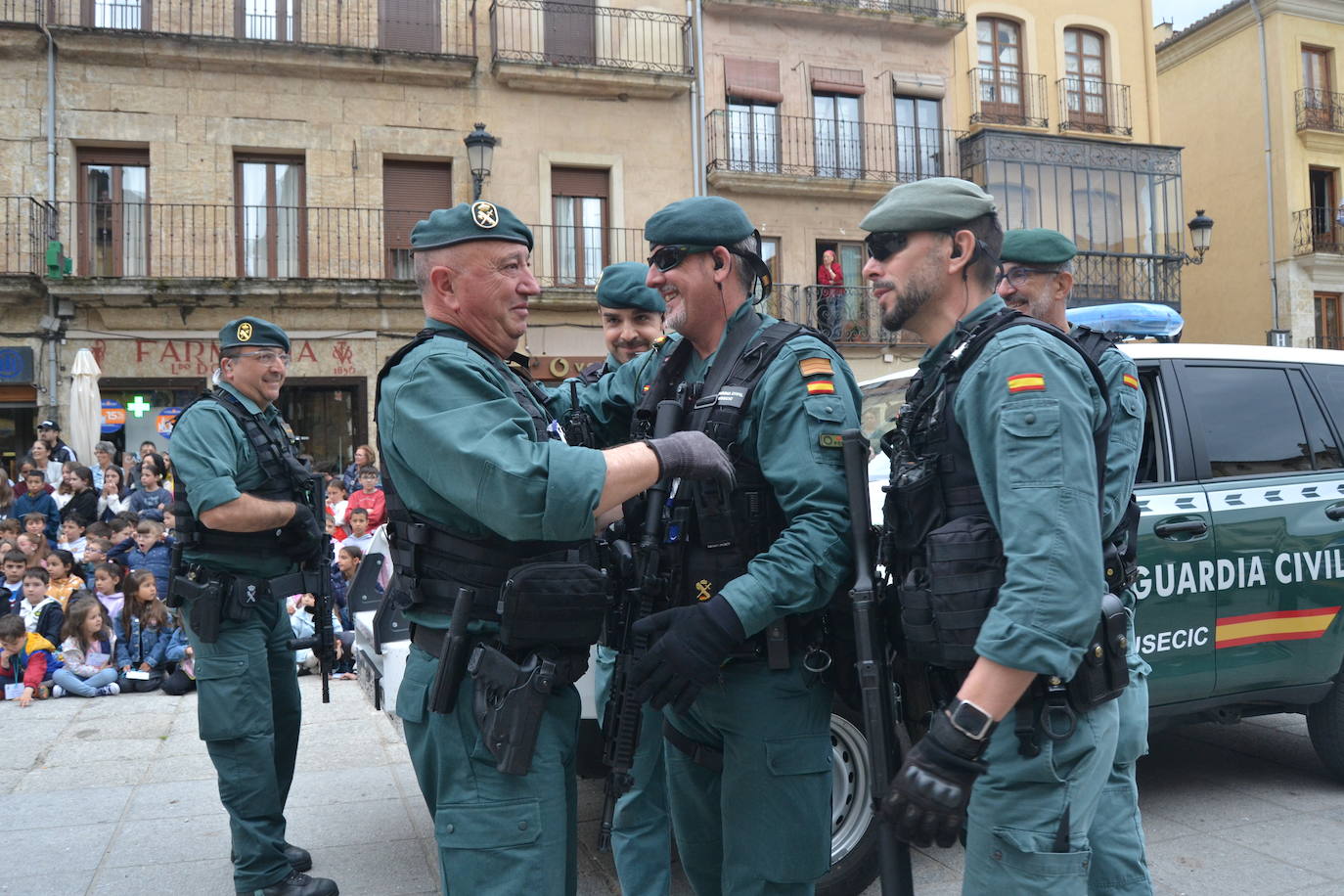 Más de mil escolares de Ciudad Rodrigo se dan cita en una exhibición de la Guardia Civil