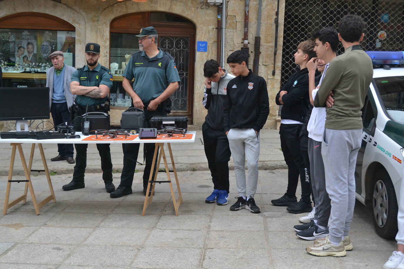 Más de mil escolares de Ciudad Rodrigo se dan cita en una exhibición de la Guardia Civil