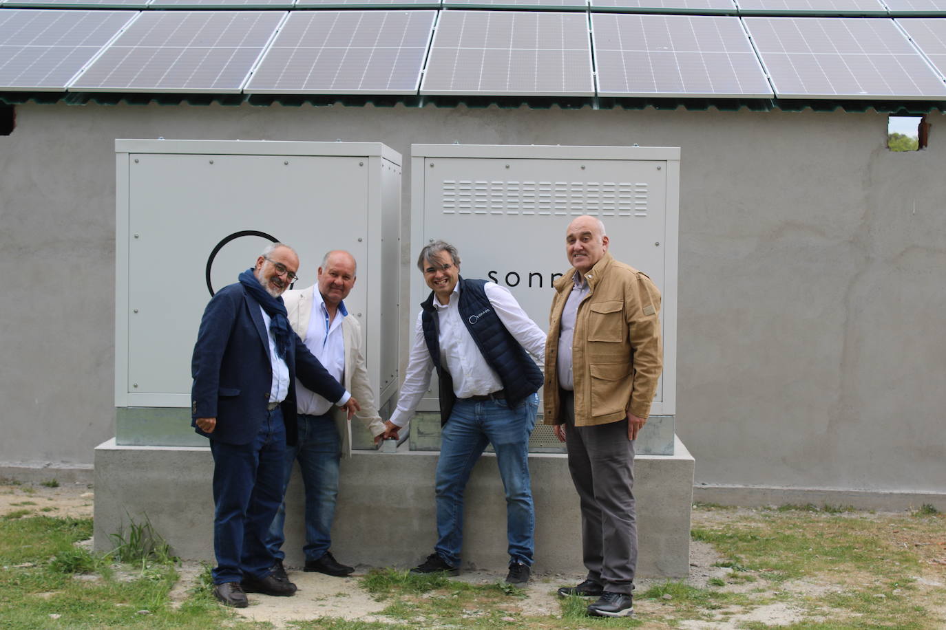Valdelacasa refuerza su apuesta por el autoconsumo energético