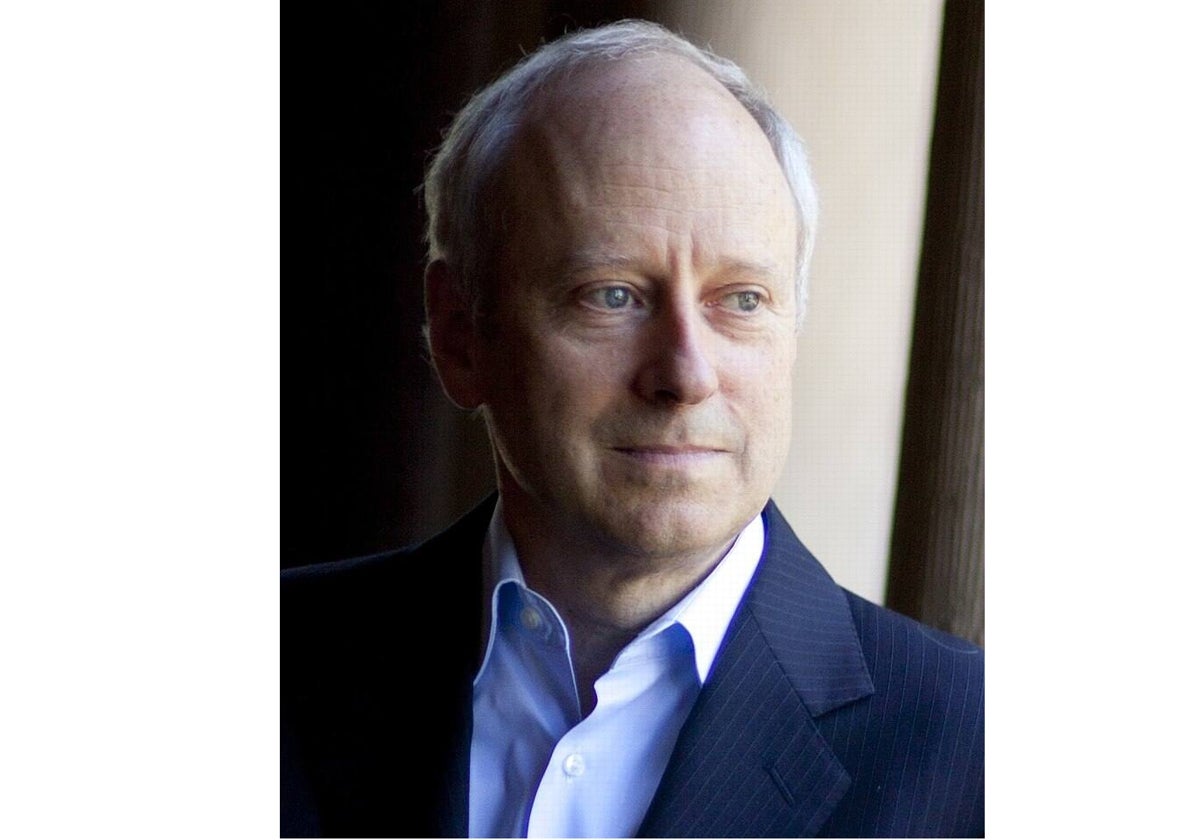 Michael Sandel inaugura el ciclo «Haciendo Escuela de Salamanca» en el Paraninfo de la Universidad